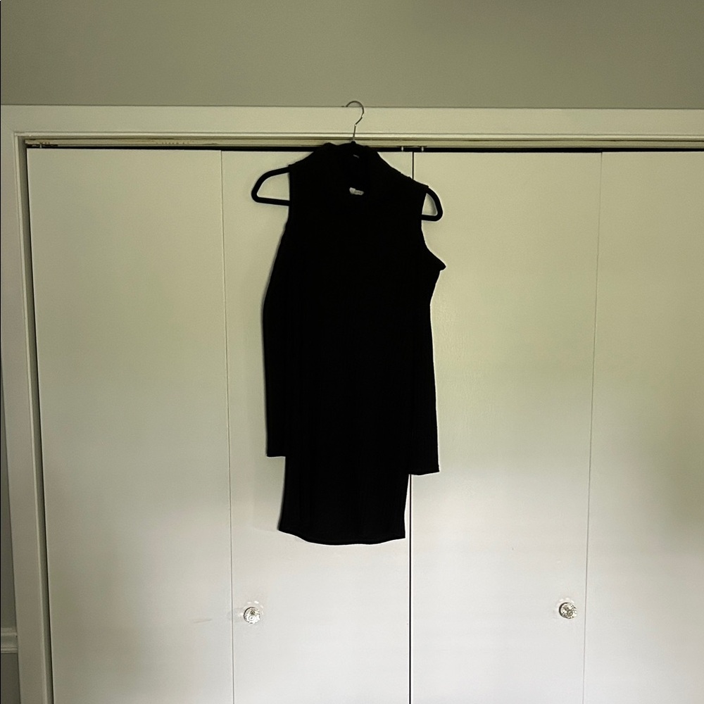 Elegant Black Long Sleeve Dress